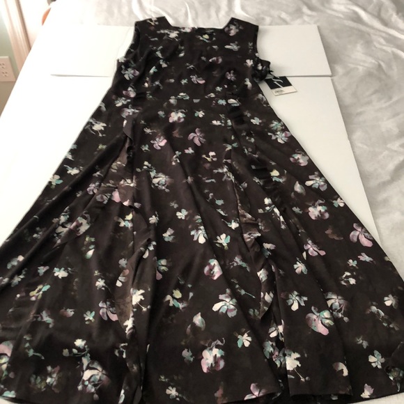 Simply Vera wang maxi dress - Picture 1 of 3